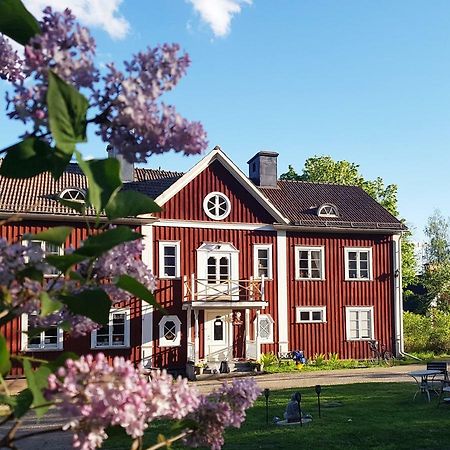 Garpenbergs B&B, Bnb Екстериор снимка