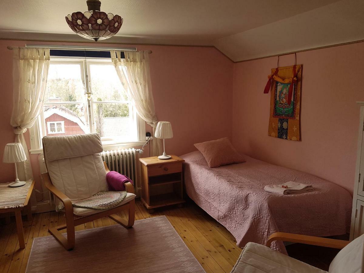 Garpenbergs B&B, Bnb Екстериор снимка