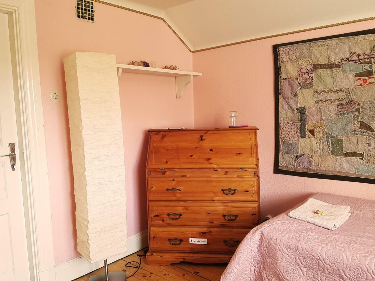 Garpenbergs B&B, Bnb Екстериор снимка